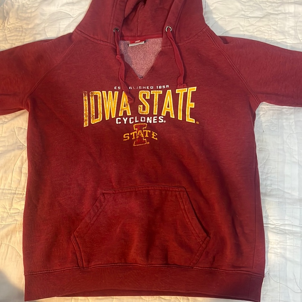 Ohio state coliseum athletic size medium V cut sweatshirt